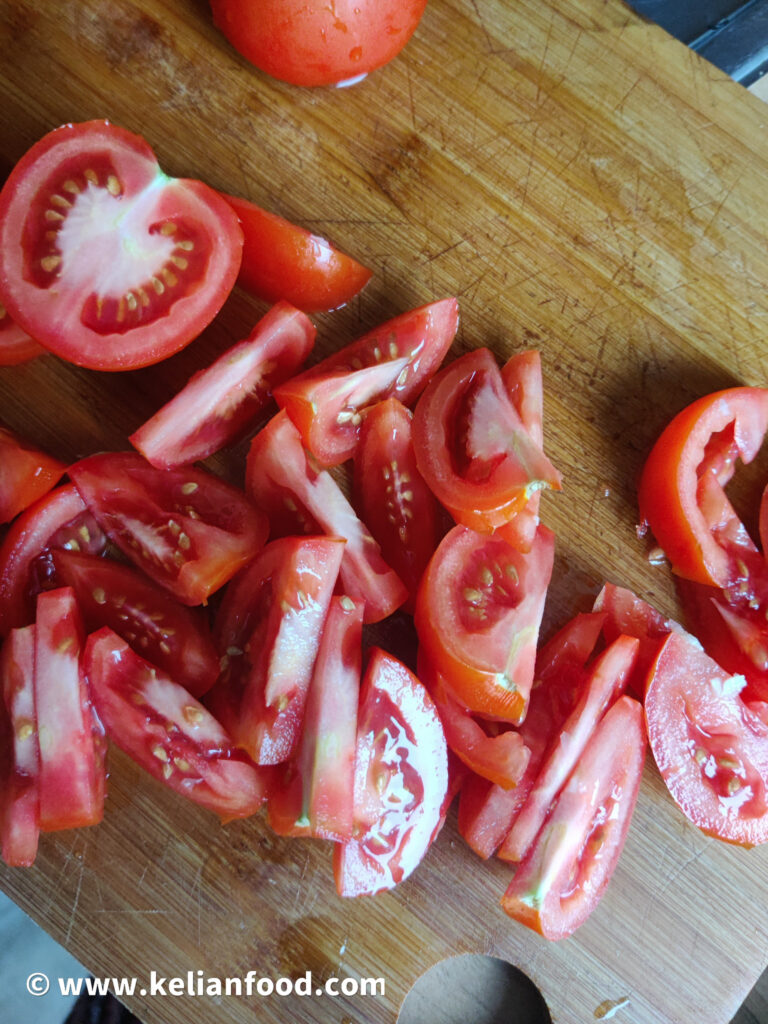 tomates decoupes pour salade