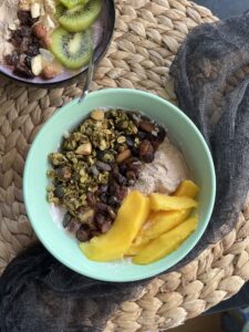 petit dejeuner fonio bowl